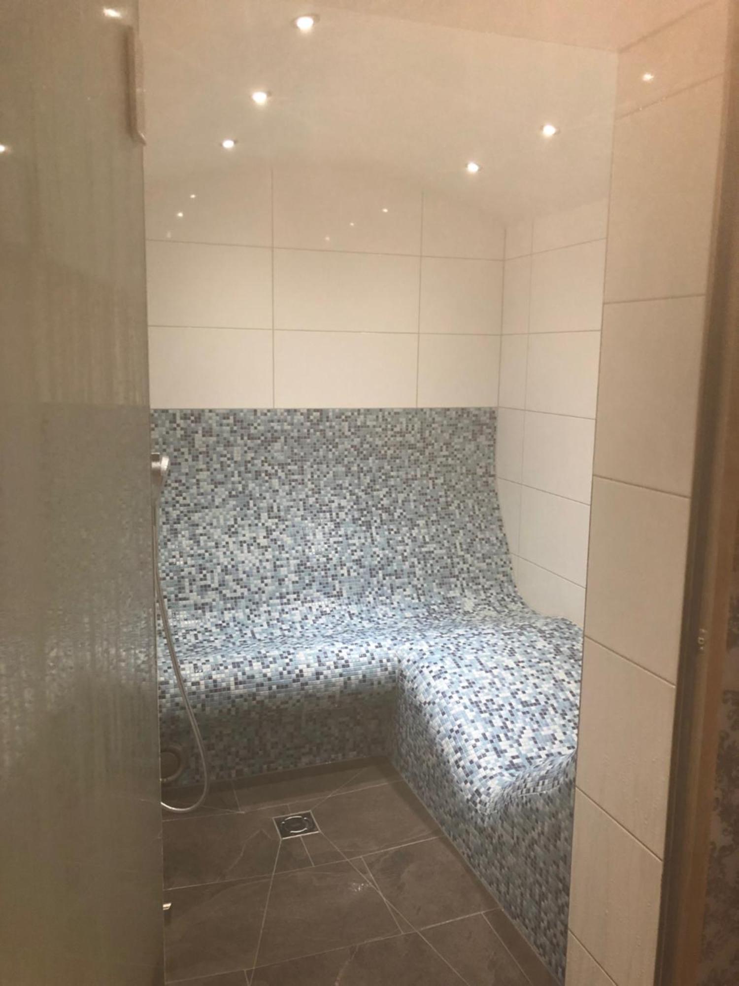 Hotel Lucia 3*